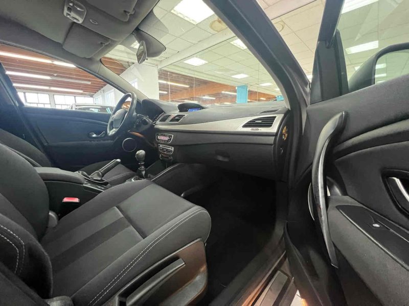 RENAULT MEGANE III Grandtour 1.4 TCe 130cv