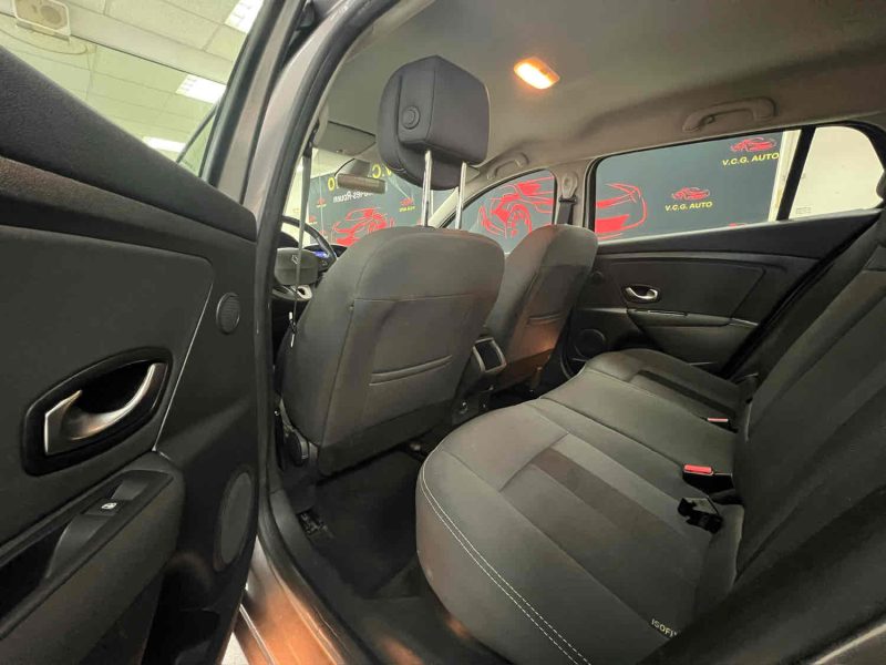 RENAULT MEGANE III Grandtour 1.4 TCe 130cv