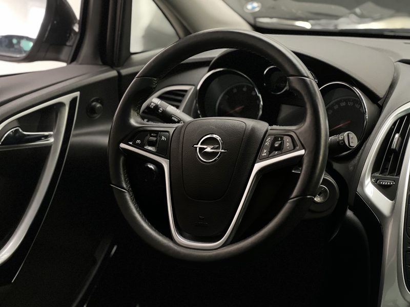 OPEL ASTRA 1.6 TURBO 180CH SPORTS TOURER