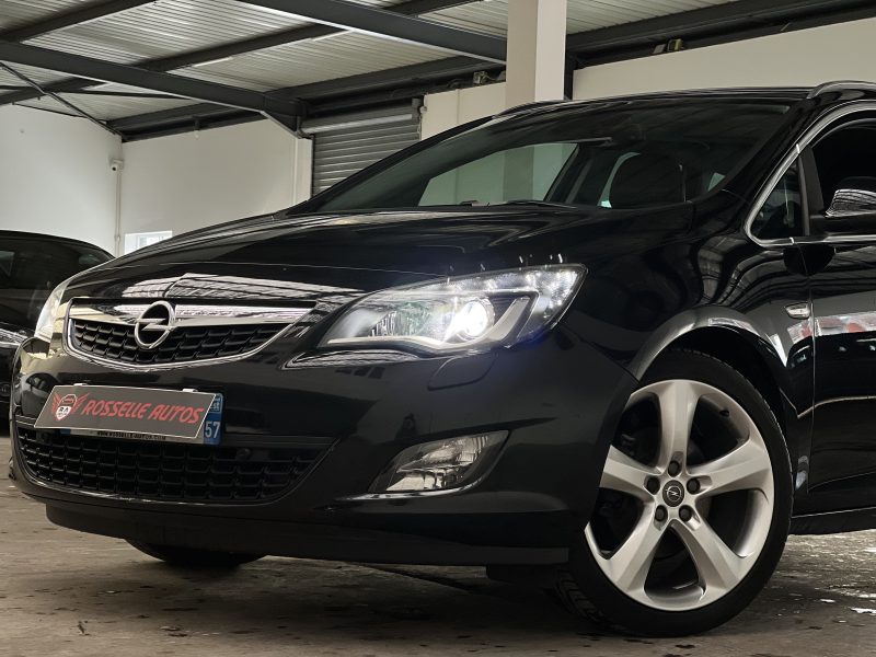 OPEL ASTRA 1.6 TURBO 180CH SPORTS TOURER