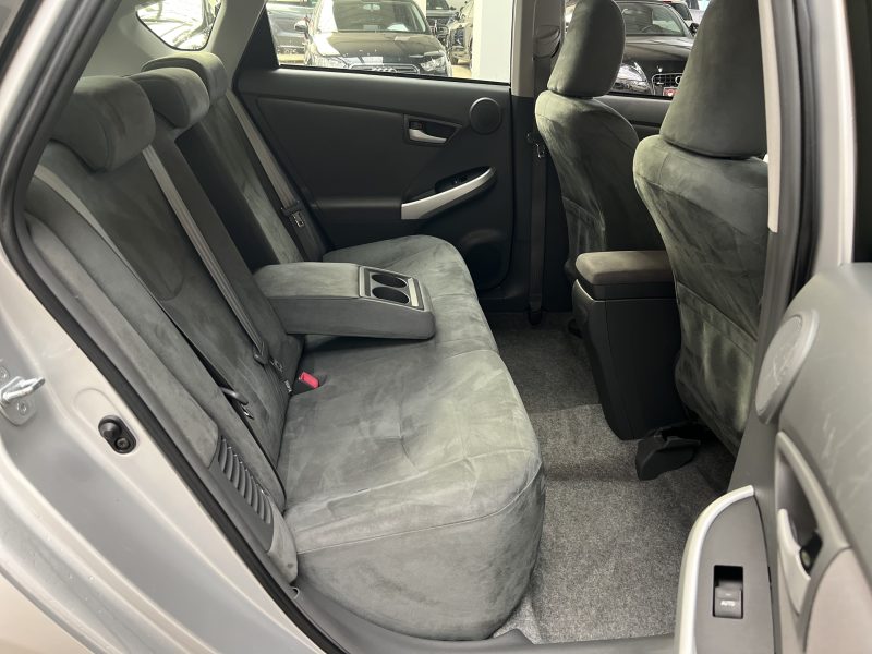  TOYOTA PRIUS 1.8 HYBRID 99CH ACTIVE 