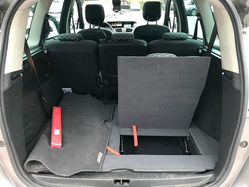 GRAND SCENIC III - 7 PLACES - 1.6 DCI 130 cv 15th -GARANTIE 6 MOIS