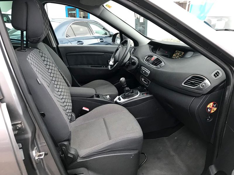 GRAND SCENIC III - 7 PLACES - 1.6 DCI 130 cv 15th -GARANTIE 6 MOIS