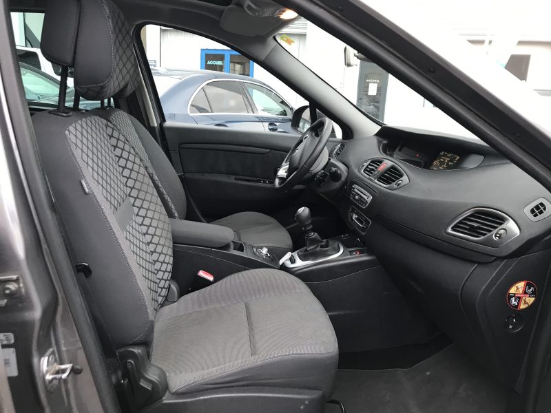 GRAND SCENIC III - 7 PLACES - 1.6 DCI 130 cv 15th -GARANTIE 6 MOIS