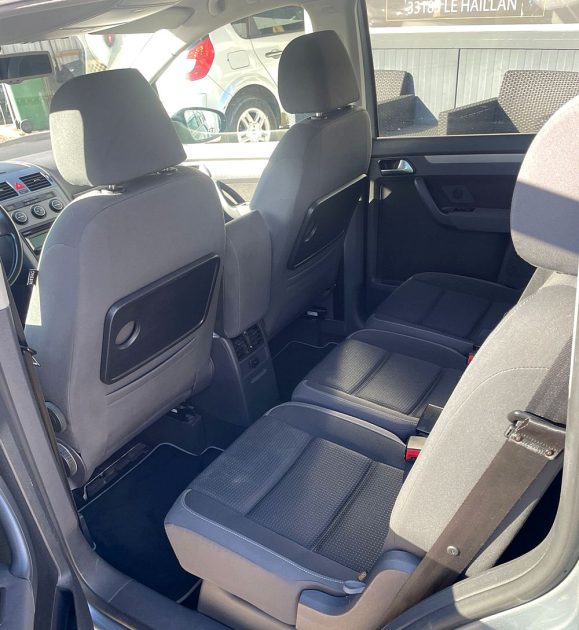 VOLKSWAGEN TOURAN FREESTYLE 2009