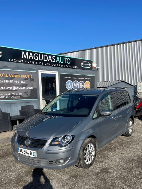 VOLKSWAGEN TOURAN FREESTYLE 2009