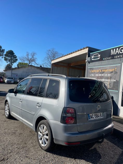 VOLKSWAGEN TOURAN FREESTYLE 2009