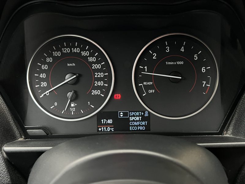 BMW SERIE 1 F20 PACK M SPORT 116i 136 Cv GRAND ECRAN APPLE CARPLAY & ANDROID 5 PORTES GARANTIE 1 AN