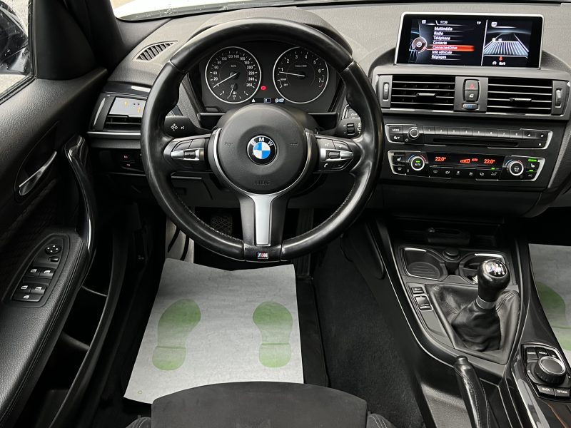 BMW SERIE 1 F20 PACK M SPORT 116i 136 Cv GRAND ECRAN APPLE CARPLAY & ANDROID 5 PORTES GARANTIE 1 AN