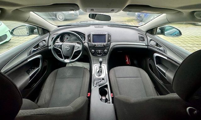 OPEL INSIGNIA  2.0 CDTI DPF 130CH Sport Tourer 