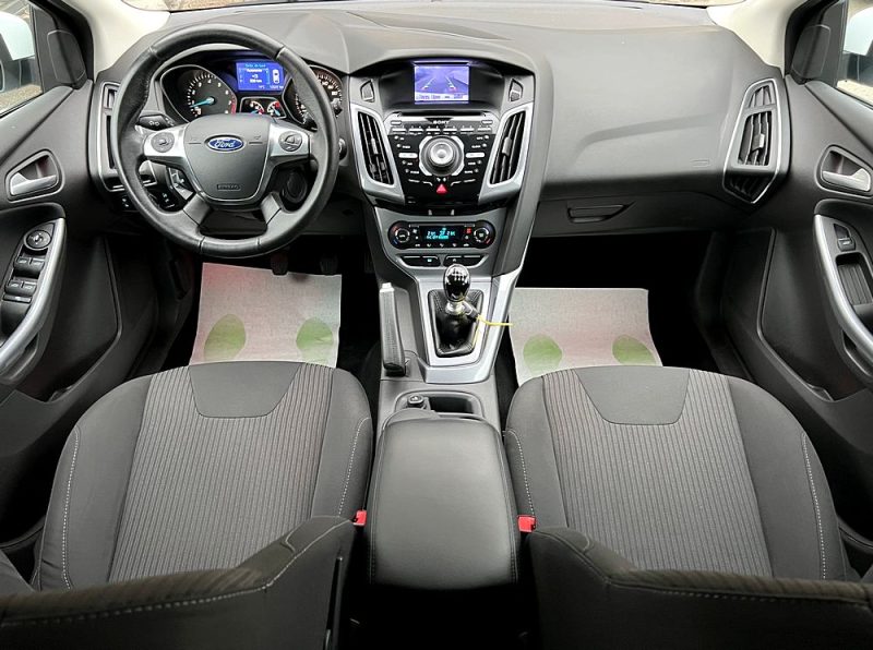 FORD FOCUS III PHASE 2 SW TITANIUM 1.2 ECOBOOST 125 BREAK / PREMIERE MAIN CRIT AIR 1 - GARANTIE 1 AN