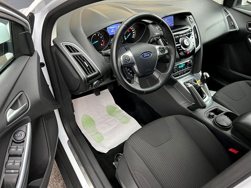 FORD FOCUS III PHASE 2 SW TITANIUM 1.2 ECOBOOST 125 BREAK / PREMIERE MAIN CRIT AIR 1 - GARANTIE 1 AN