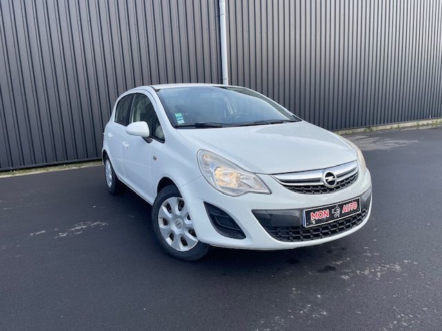 OPEL CORSA 2013 GPS 