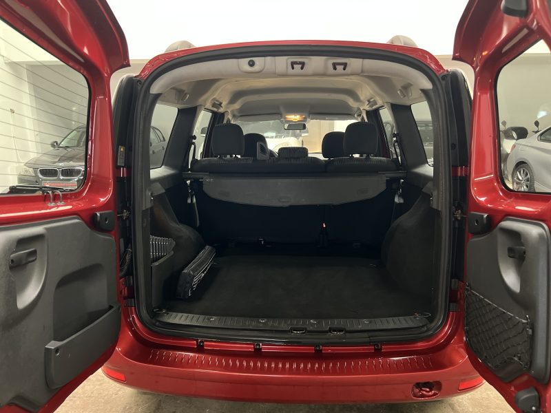 DACIA LOGAN MCV 1.6 105CH ETHANOL-ESSENCE