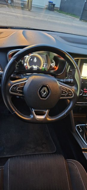 RENAULT MEGANE IV 1.5 Dci 115CH AUTOMATIQUE 