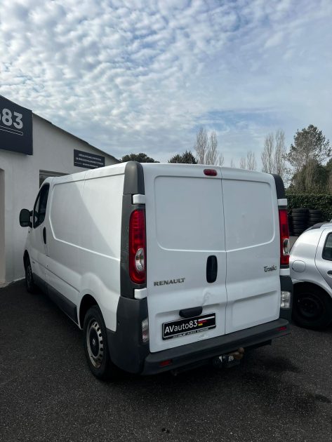 RENAULT TRAFIC 2.0 DCI 115cv Moteur à chaine 
