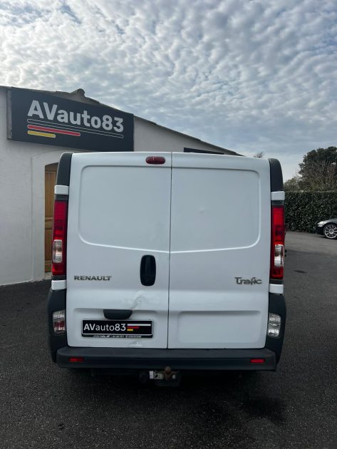 RENAULT TRAFIC 2.0 DCI 115cv Moteur à chaine 