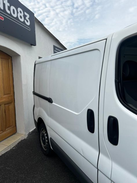 RENAULT TRAFIC 2.0 DCI 115cv Moteur à chaine 