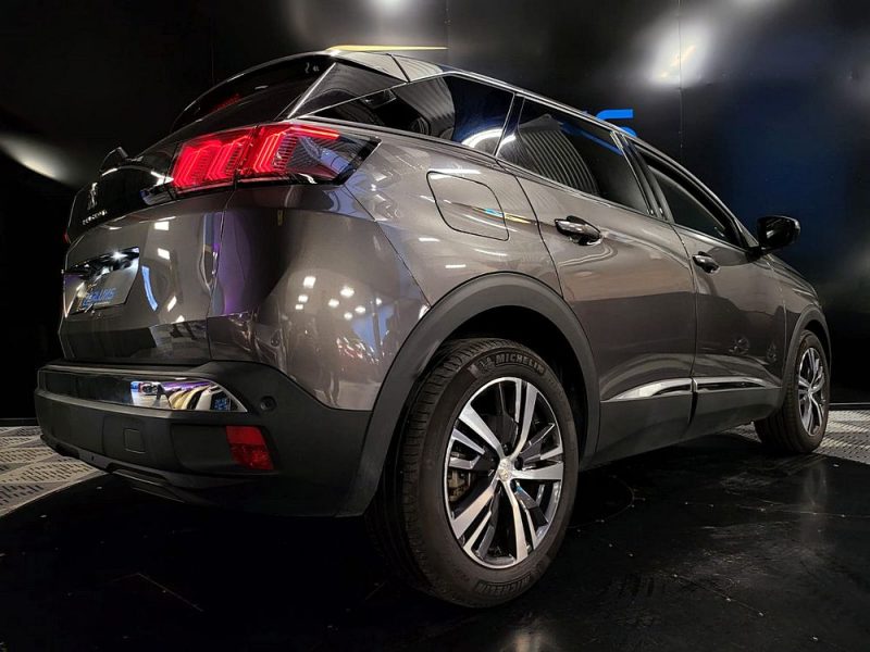 PEUGEOT 3008 1.2 PURETECH 130cv ALLURE PACK VIRTUAL COCKPIT / CARPLAY / SIEGES CHAUFFANTS 