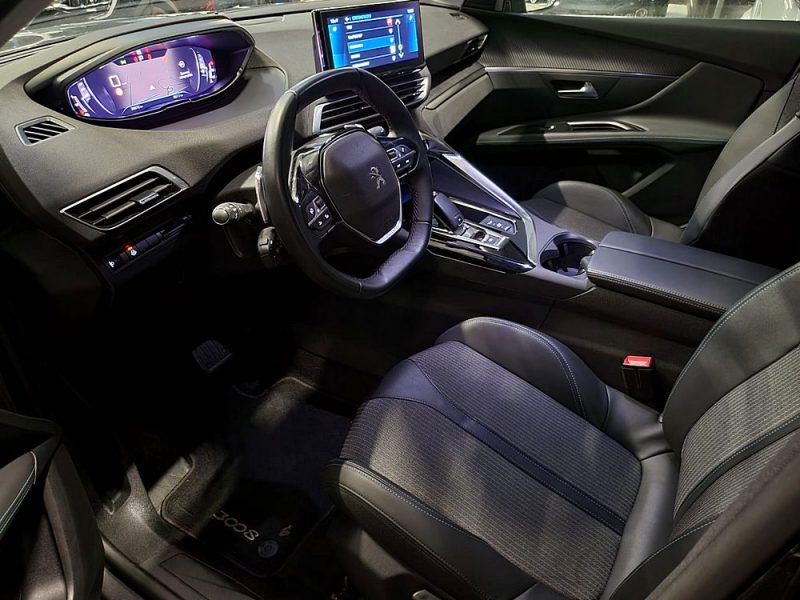 PEUGEOT 3008 1.2 PURETECH 130cv ALLURE PACK VIRTUAL COCKPIT / CARPLAY / SIEGES CHAUFFANTS 