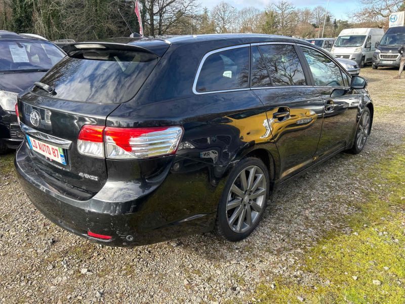 TOYOTA AVENSIS Break 2012