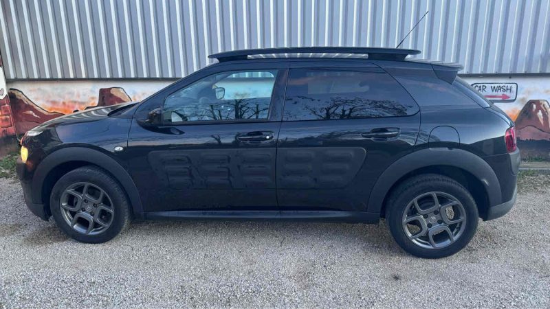 CITROEN C4 CACTUS 1.6 BlueHDi 100 / écran gps nav /camera de recul/reprise possible