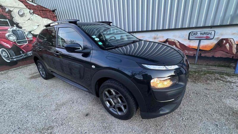 CITROEN C4 CACTUS 1.6 BlueHDi 100 / écran gps nav /camera de recul/reprise possible