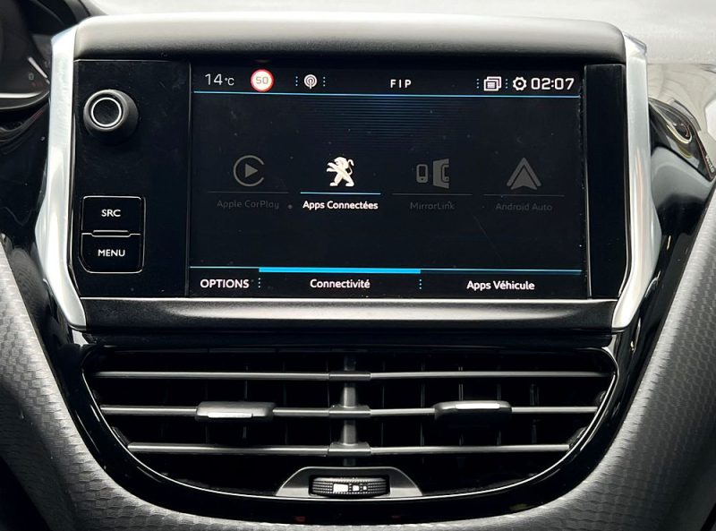 PEUGEOT 208 PHASE 2 STYLE 1.2 82 Cv GPS APPLE & ANDROID REGULATEUR 5 Pts CRIT AIR 1 - GARANTIE 1 AN