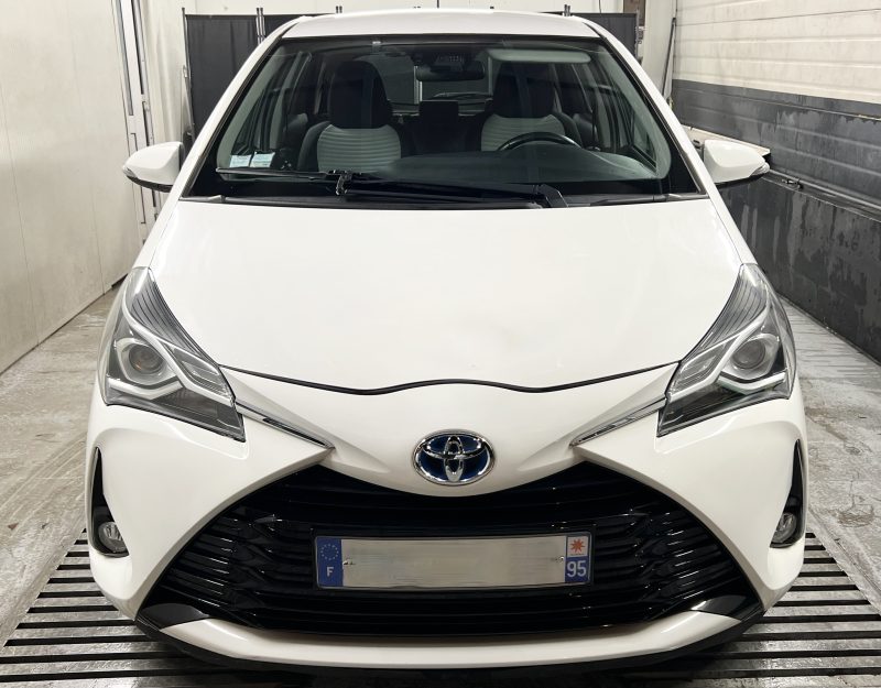 TOYOTA YARIS 3 PHASE 2 1.5 HYBRID 100 Cv 1ERE MAIN BOITE AUTO GPS CAMERA CRIT AIR 1 - GARANTIE 1 AN