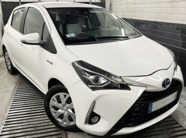 TOYOTA YARIS 3 PHASE 2 1.5 HYBRID 100 Cv 1ERE MAIN BOITE AUTO GPS CAMERA CRIT AIR 1 - GARANTIE 1 AN