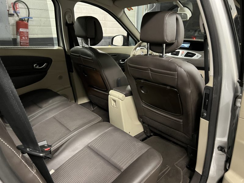 RENAULT GRAND SCENIC III PRIVILEGE 2.0 DCI 150 Cv BOITE AUTOMATIQUE 7 PLACES - GARANTIE 1 AN