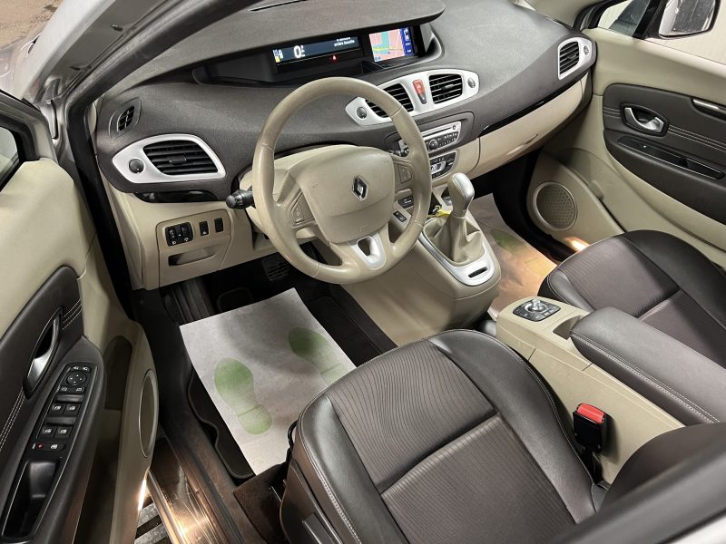 RENAULT GRAND SCENIC III PRIVILEGE 2.0 DCI 150 Cv BOITE AUTOMATIQUE 7 PLACES - GARANTIE 1 AN