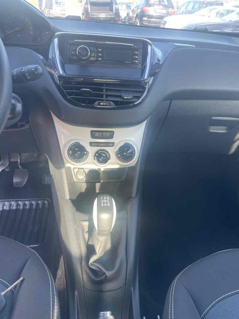 PEUGEOT 208  2014 GARANTIE