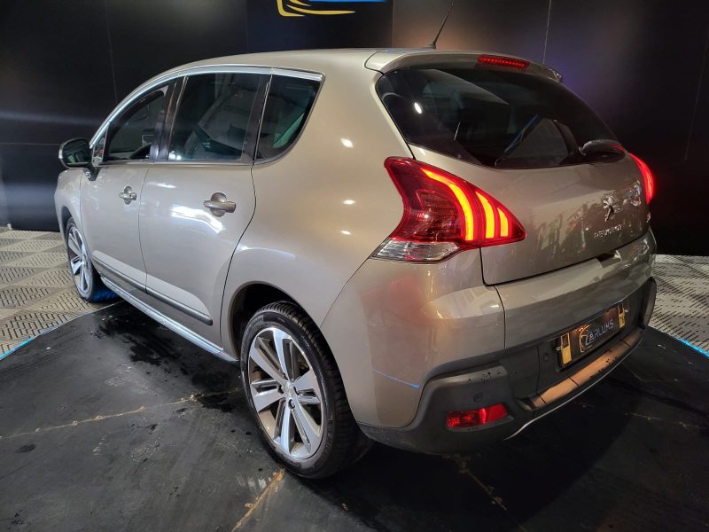 1.2 130 cv ALLURE CAMERA / REGULATEUR / AFFICHAGE TETRE HAUTE