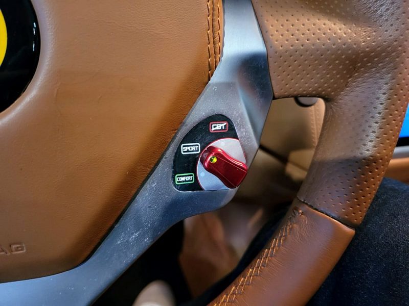 FERRARI CALIFORNIA Cabriolet 4.3 V8 460cv BVA / CARPLAY/ANDROID AUTO/CAMERA/LAUNCH CONTROL