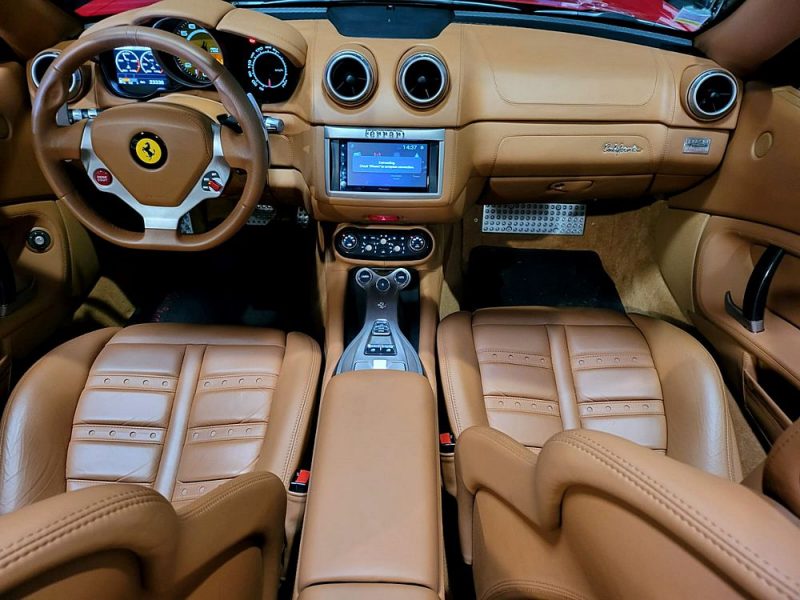 FERRARI CALIFORNIA Cabriolet 4.3 V8 460cv BVA / CARPLAY/ANDROID AUTO/CAMERA/LAUNCH CONTROL