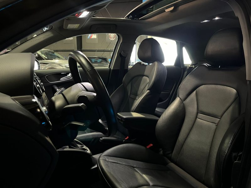 AUDI A1 Sportback 1.4 TFSI 125cv AMBITION LUXE SIEGES CHAUFANT / TOIT OUVRANT / KEYLESS GO