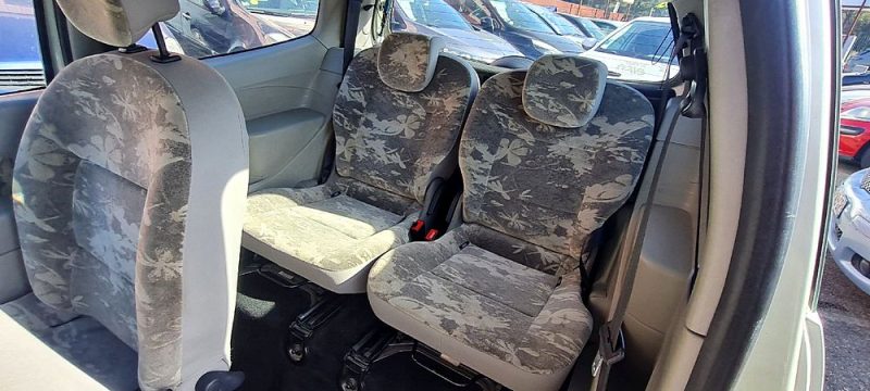 RENAULT TWINGO II 2009