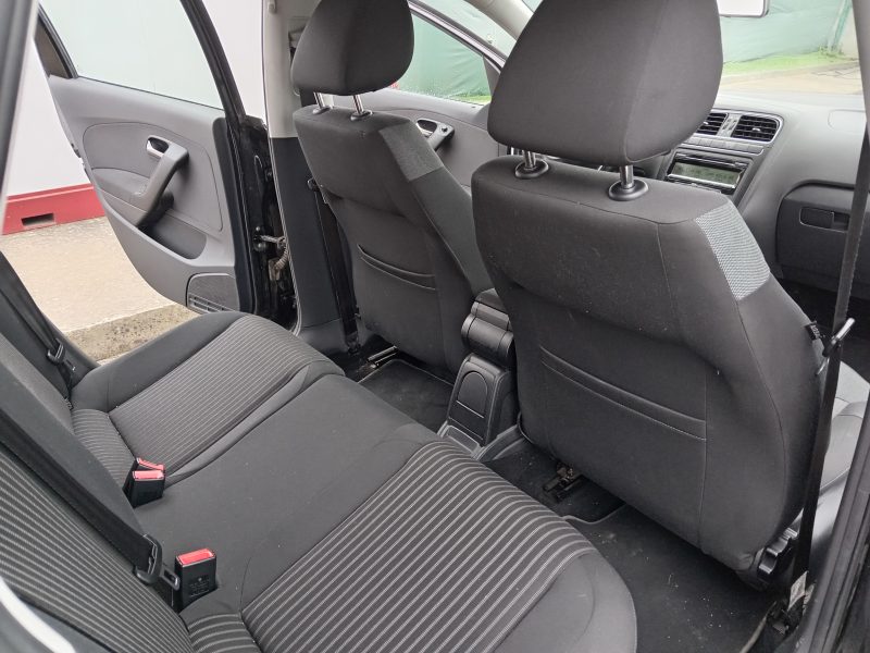 VOLKSWAGEN POLO V 2010