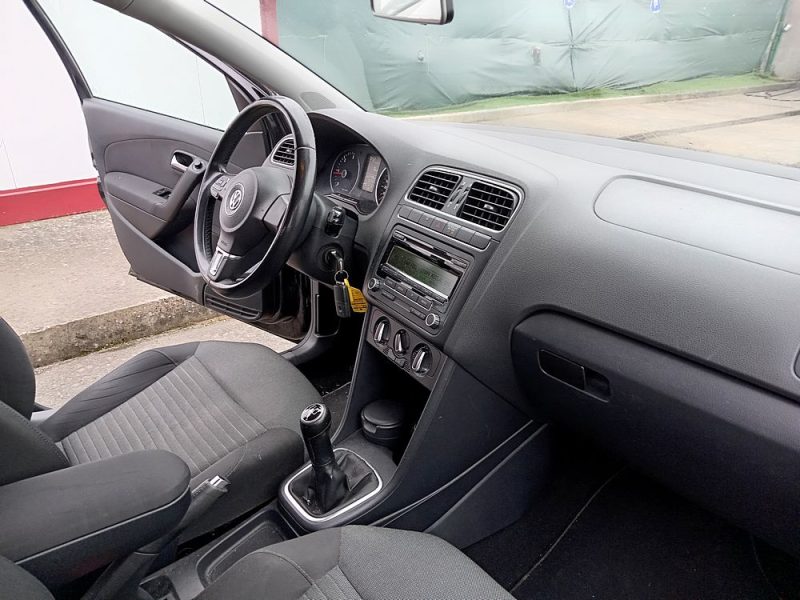 VOLKSWAGEN POLO V 2010