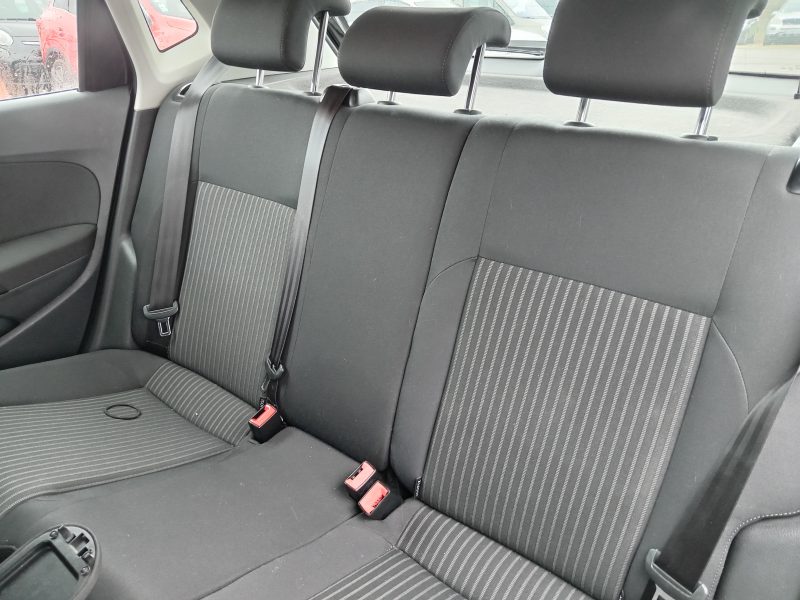 VOLKSWAGEN POLO V 2010