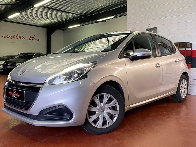 PEUGEOT 208 2016