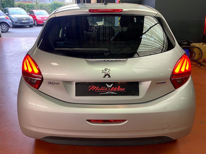 PEUGEOT 208 2016