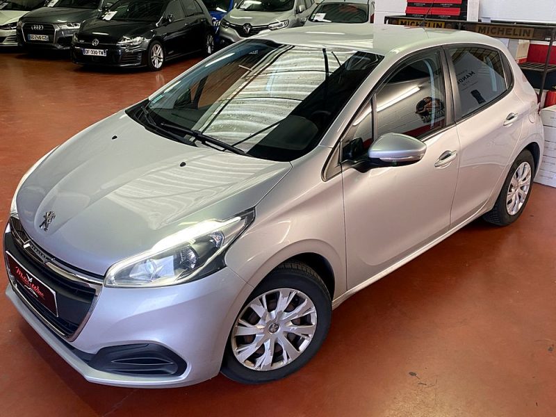 PEUGEOT 208 2016