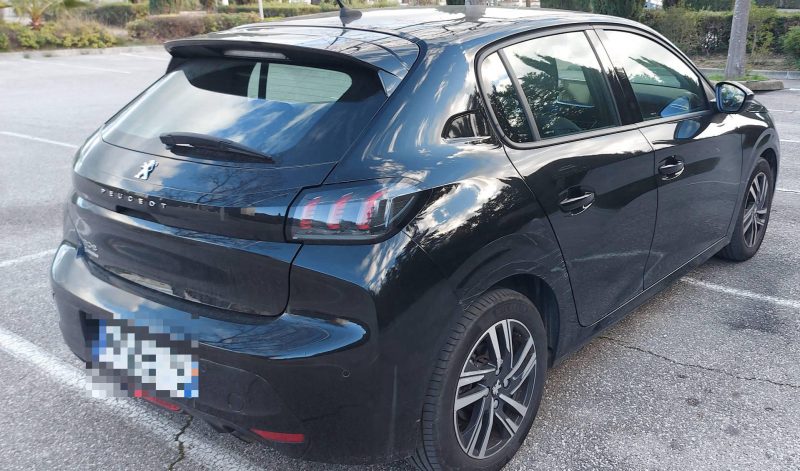 PEUGEOT 208 II 100 cv ALLURE Garantie 12 Mois