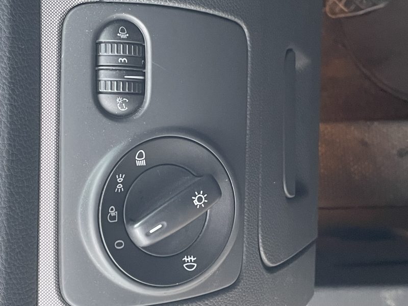 VOLKSWAGEN  JETTA 2006