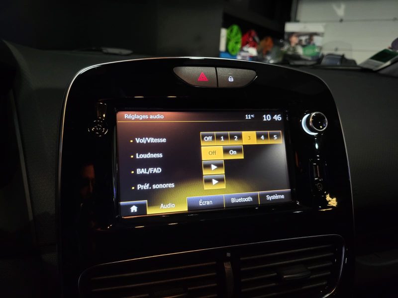 RENAULT CLIO IV 0.9 TCe 75cv Limited BVM5 / RADAR-AR/GPS/BLUETOOTH/REGULATEUR-LIMITEUR