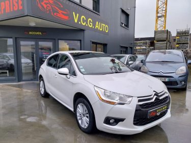 CITROEN DS4 1.6 HDi 112 Chic