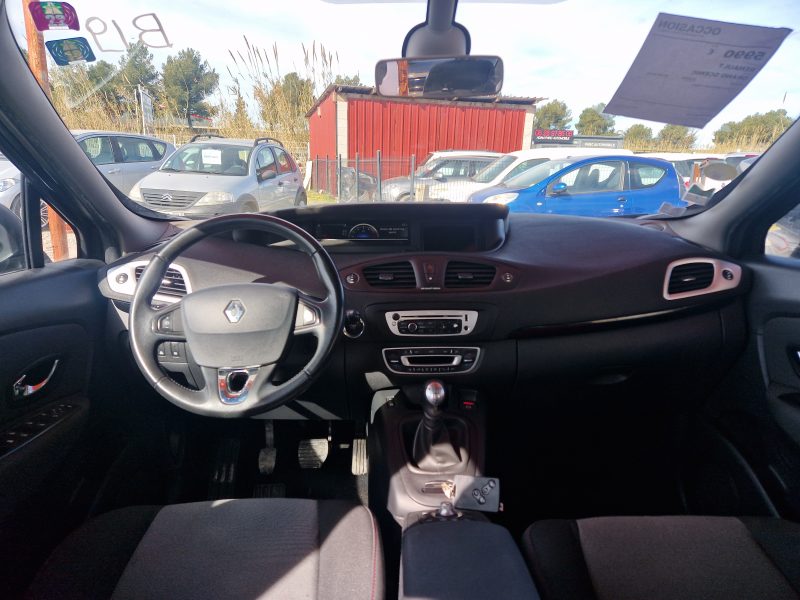 RENAULT GRAND SCENIC 1,5DCI 110CH AUTHENTIQUE 2013