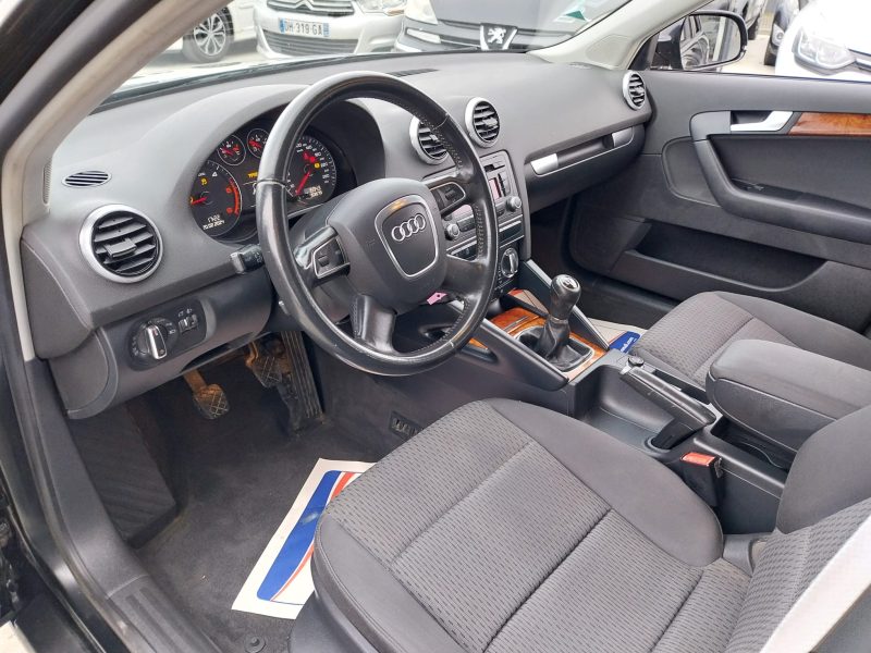 AUDI A3 Sportback 1.6 TDI 105 Ambiente